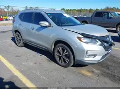 JN8AT2MV5JW316851 2018 NISSAN ROGUE