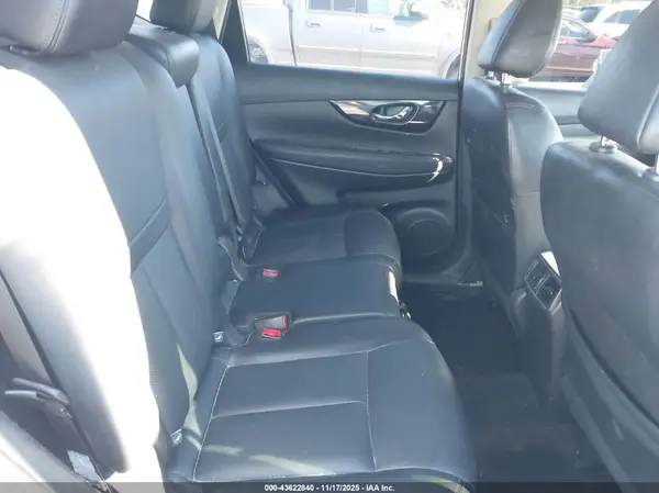 JN8AT2MV5JW316851 2018 NISSAN ROGUE - Image 8