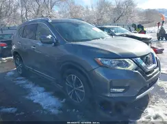 JN8AT2MV5JW318759 2018 NISSAN ROGUE