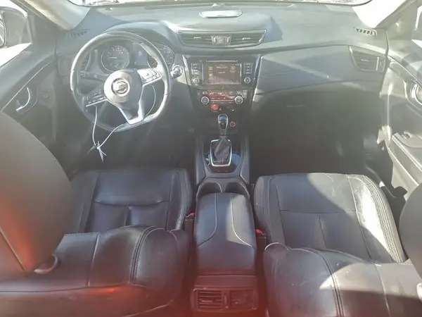 JN8AT2MV5JW320799 2018 NISSAN ROGUE - Image 8