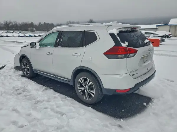 JN8AT2MV5JW321290 2018 NISSAN ROGUE - Image 2