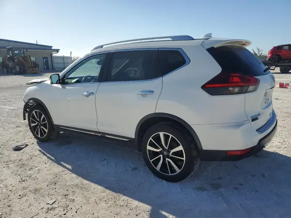 JN8AT2MV5JW323458 2018 NISSAN ROGUE - Image 2