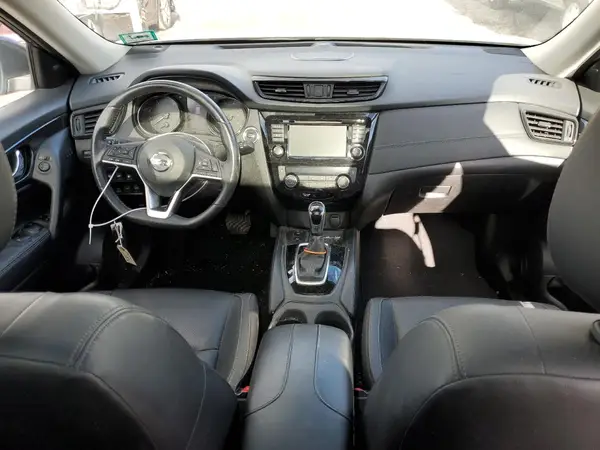 JN8AT2MV5JW324299 2018 NISSAN ROGUE - Image 8