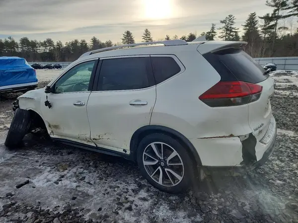 JN8AT2MV5JW328952 2018 NISSAN ROGUE - Image 2