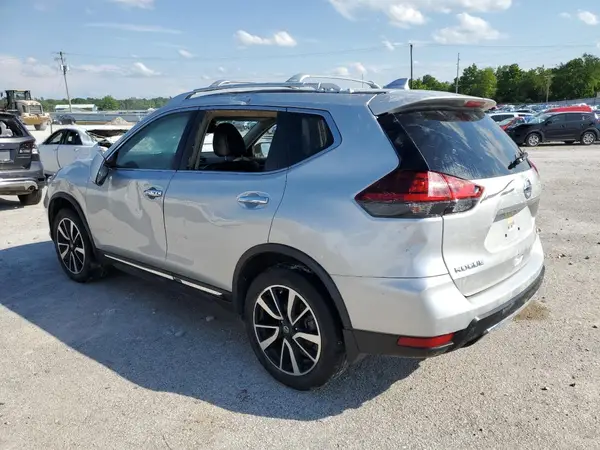 JN8AT2MV5JW330748 2018 NISSAN ROGUE - Image 2