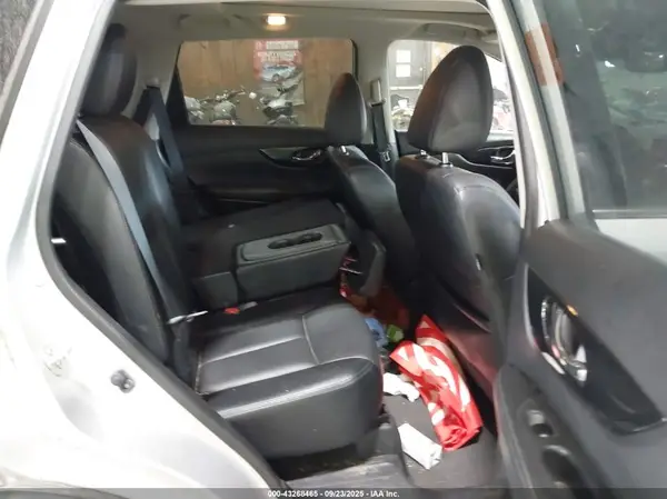 JN8AT2MV5JW345847 2018 NISSAN ROGUE - Image 8