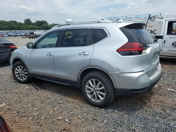 JN8AT2MV5JW346349 2018 NISSAN ROGUE - Image 2
