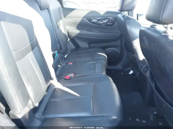 JN8AT2MV5JW348473 2018 NISSAN ROGUE - Image 8