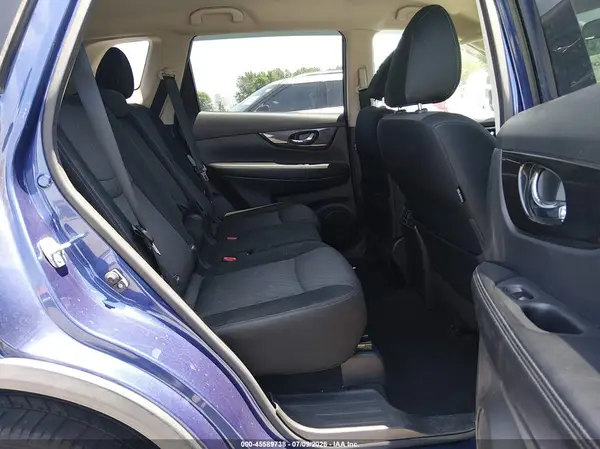 JN8AT2MV5JW349218 2018 NISSAN ROGUE - Image 8