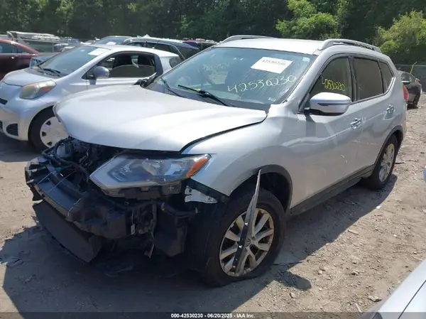 JN8AT2MV5JW354127 2018 NISSAN ROGUE - Image 2