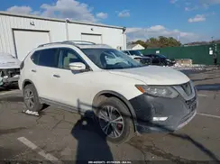 JN8AT2MV5JW354189 2018 NISSAN ROGUE