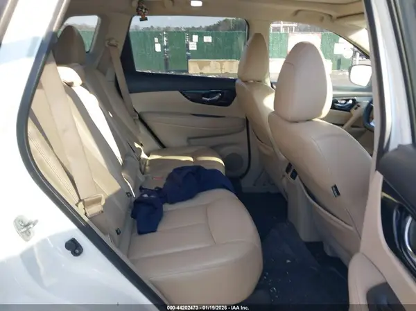 JN8AT2MV5JW354189 2018 NISSAN ROGUE - Image 8