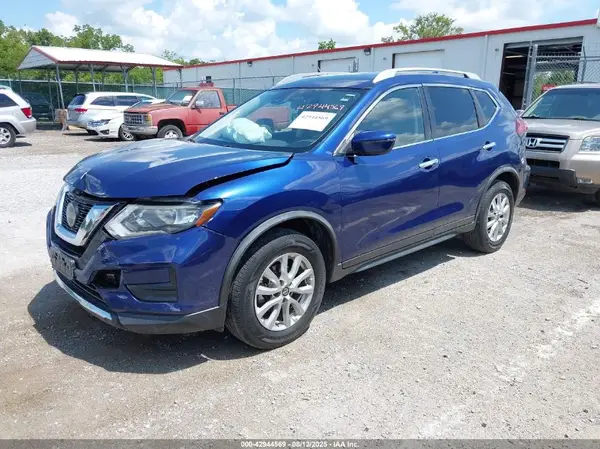 JN8AT2MV5KW372306 2019 NISSAN ROGUE - Image 2