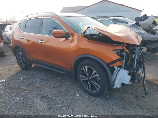 JN8AT2MV5KW372712 2019 NISSAN ROGUE - Image 1