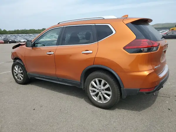 JN8AT2MV5KW373939 2019 NISSAN ROGUE - Image 2