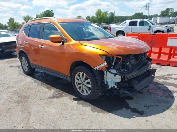 JN8AT2MV5KW376744 2019 NISSAN ROGUE - Image 1
