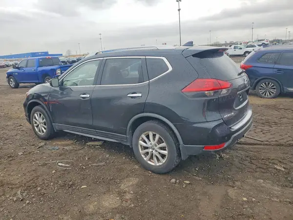 JN8AT2MV5KW377733 2019 NISSAN ROGUE - Image 2