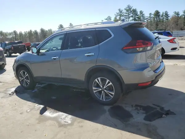 JN8AT2MV5KW379501 2019 NISSAN ROGUE - Image 2