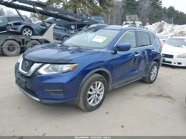 JN8AT2MV5KW379997 2019 NISSAN ROGUE - Image 2