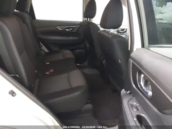 JN8AT2MV5KW386285 2019 NISSAN ROGUE - Image 8