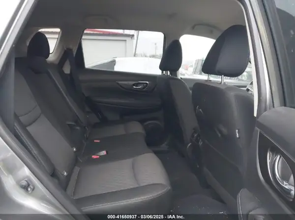 JN8AT2MV5KW386836 2019 NISSAN ROGUE - Image 8
