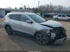 JN8AT2MV5KW388411 2019 NISSAN ROGUE