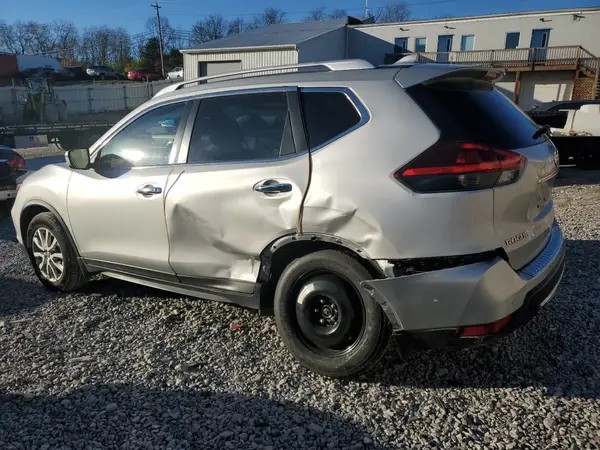 JN8AT2MV5KW390322 2019 NISSAN ROGUE - Image 2