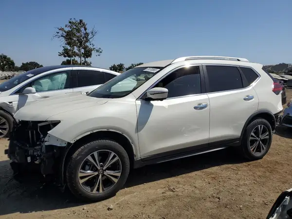 JN8AT2MV5KW393639 2019 NISSAN ROGUE - Image 1
