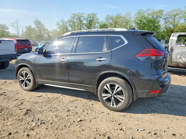 JN8AT2MV5KW394581 2019 NISSAN ROGUE - Image 2