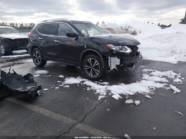 JN8AT2MV5KW395195 2019 NISSAN ROGUE - Image 1