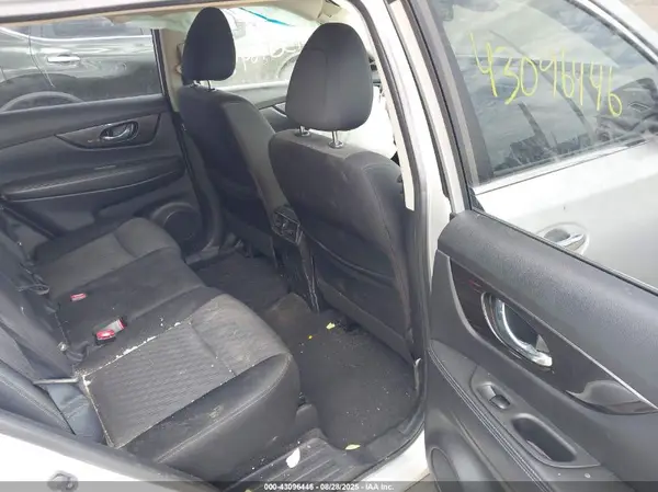 JN8AT2MV5KW396220 2019 NISSAN ROGUE - Image 8