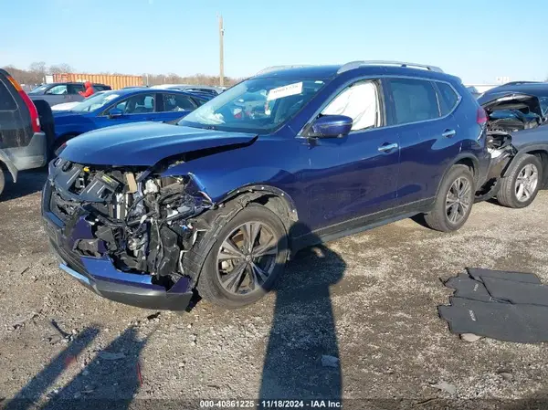 JN8AT2MV5KW397027 2019 NISSAN ROGUE - Image 2