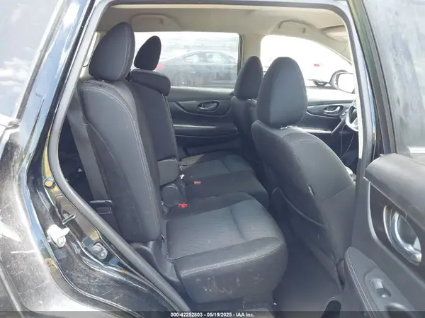 JN8AT2MV5KW397786 2019 NISSAN ROGUE - Image 8