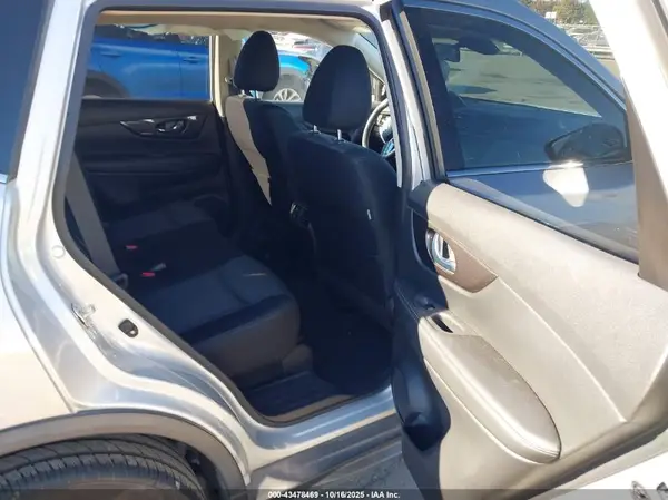 JN8AT2MV5KW399800 2019 NISSAN ROGUE - Image 8