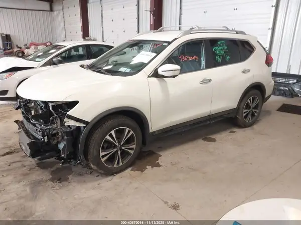 JN8AT2MV5KW400508 2019 NISSAN ROGUE - Image 2