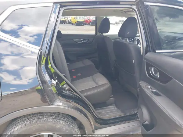 JN8AT2MV5KW400704 2019 NISSAN ROGUE - Image 8