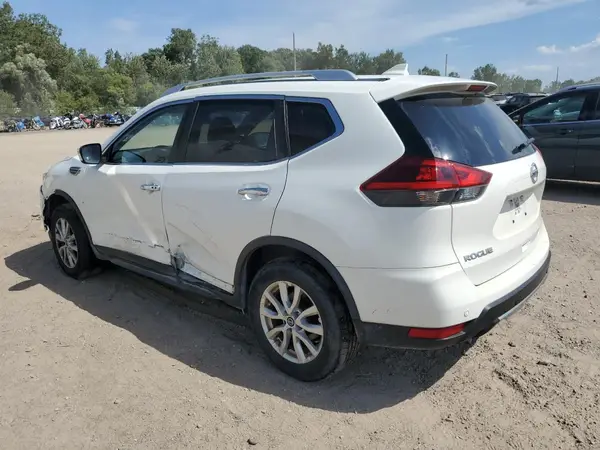 JN8AT2MV5LW104079 2020 NISSAN ROGUE - Image 2