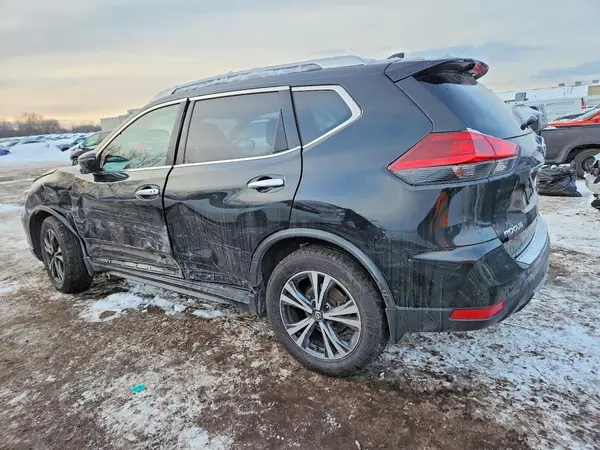 JN8AT2MV5LW118662 2020 NISSAN ROGUE - Image 2