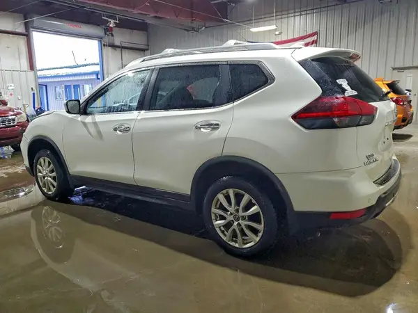 JN8AT2MV5LW119584 2020 NISSAN ROGUE - Image 2