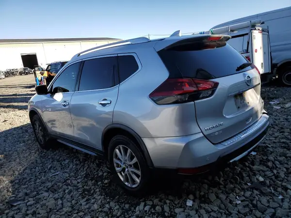 JN8AT2MV5LW120508 2020 NISSAN ROGUE - Image 2