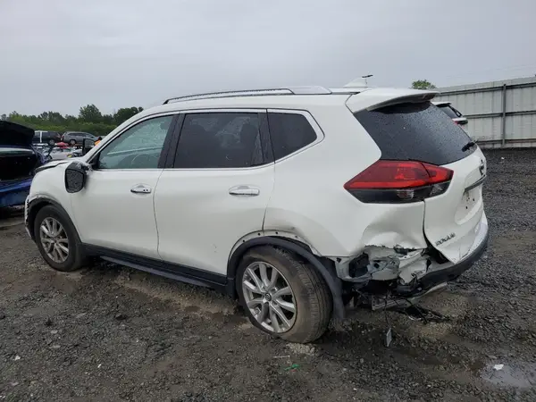 JN8AT2MV5LW121352 2020 NISSAN ROGUE - Image 2