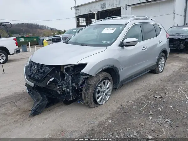 JN8AT2MV5LW123781 2020 NISSAN ROGUE - Image 2