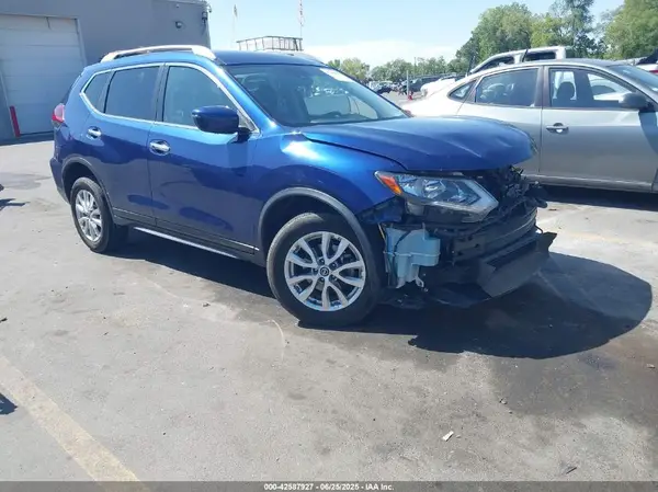 JN8AT2MV5LW139057 2020 NISSAN ROGUE - Image 1