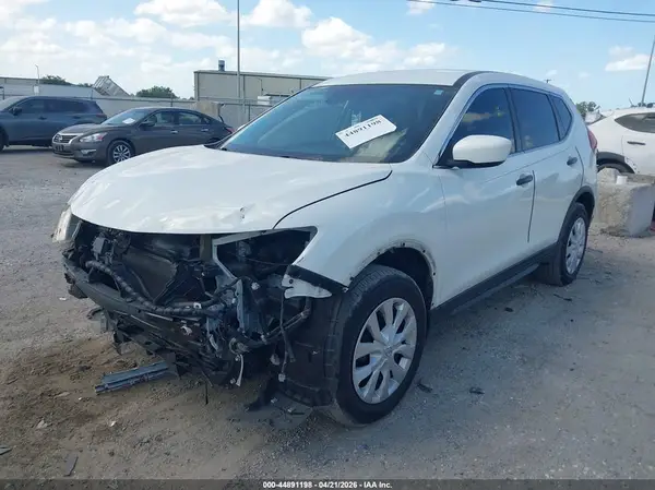 JN8AT2MV5LW139737 2020 NISSAN ROGUE - Image 2