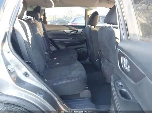 JN8AT2MV6GW135105 2016 NISSAN ROGUE - Image 8
