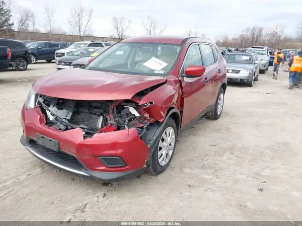 JN8AT2MV6GW135590 2016 NISSAN ROGUE - Image 2