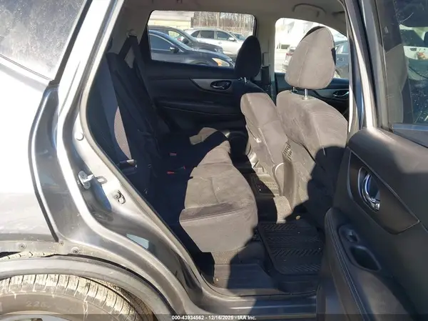JN8AT2MV6GW138778 2016 NISSAN ROGUE - Image 8