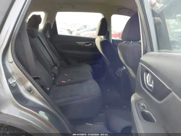 JN8AT2MV6GW139042 2016 NISSAN ROGUE - Image 8