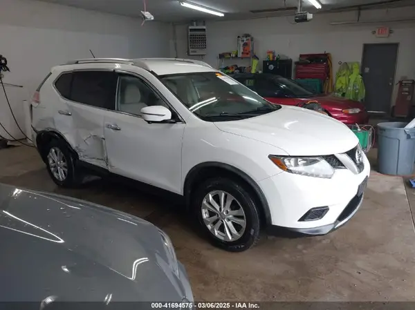 JN8AT2MV6GW142300 2016 NISSAN ROGUE - Image 1