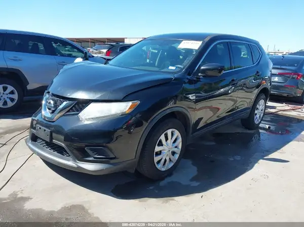 JN8AT2MV6GW153992 2016 NISSAN ROGUE - Image 2